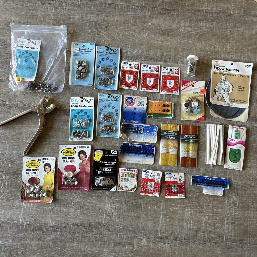 Vintage Sewing Notions Lot Buttons Snaps Hooks Eyes Fasteners Sewing Tools Bulk